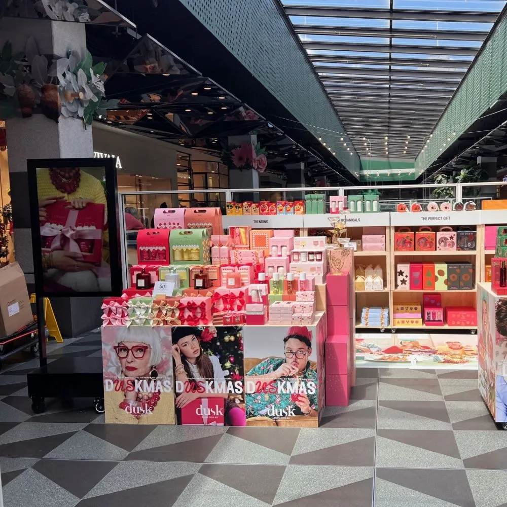 dusk pop-up