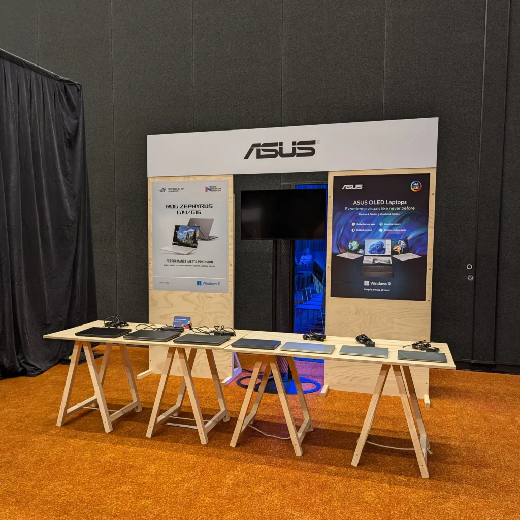 signage - officeworks tradeshow wall graphics and banner for asus