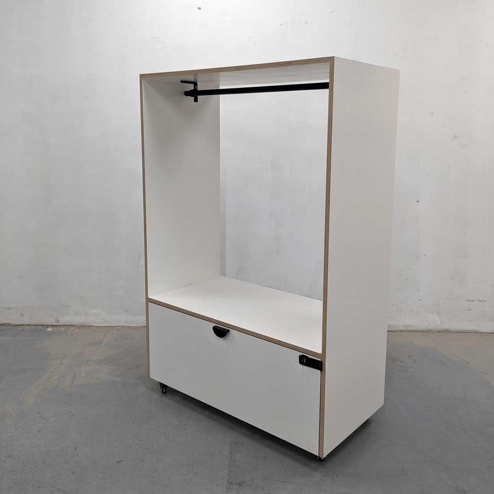 boxed hanging rack with lockable storage