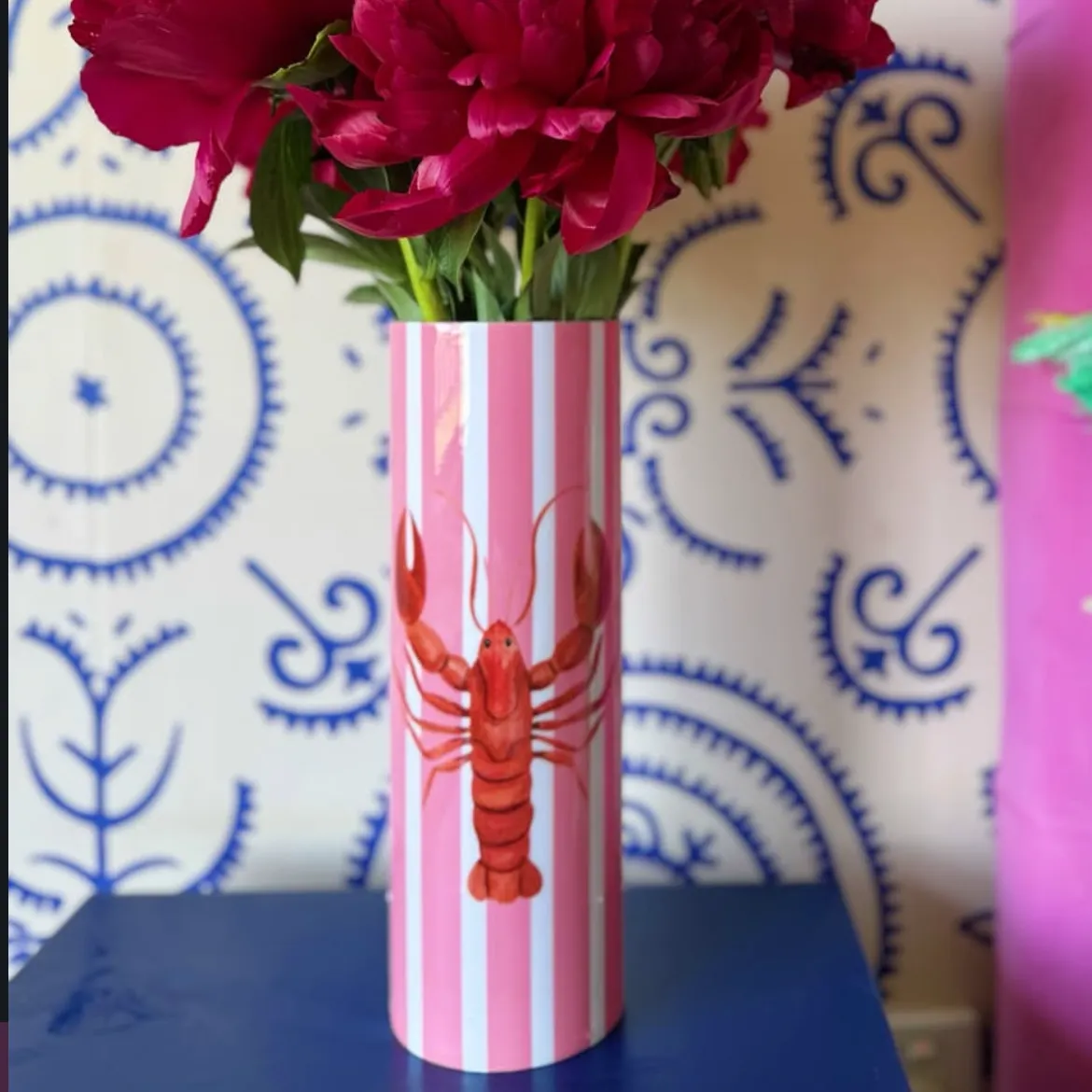mink and me lobster vase