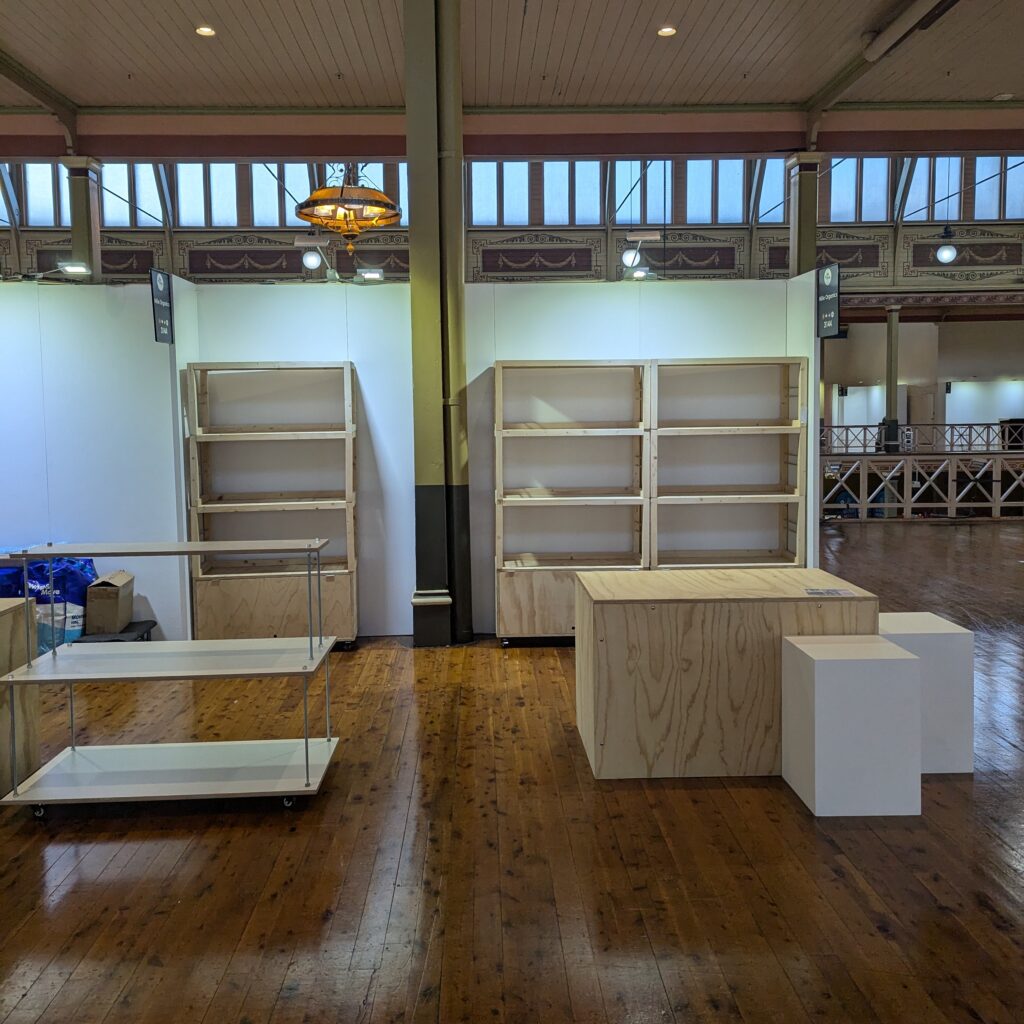 layout 3 set up with no merchandise