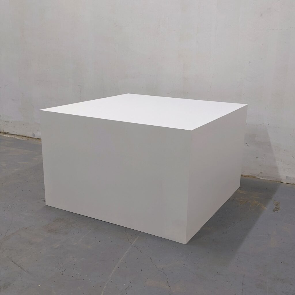 oversized plinth2