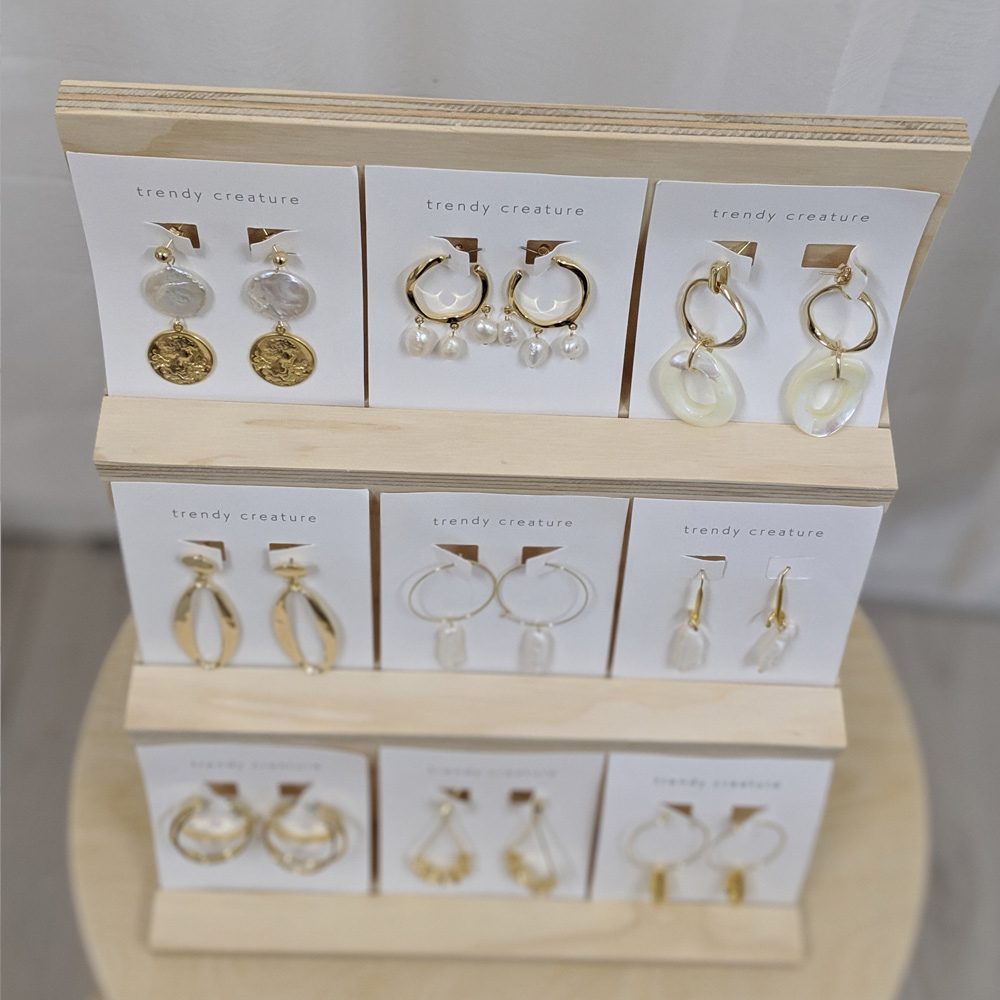 vertical carded jewellery card display